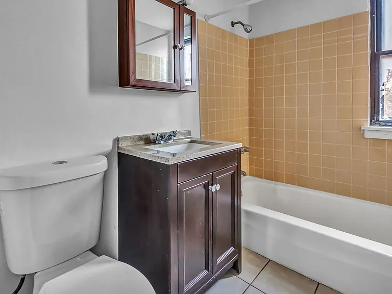 365 Orchard Street — Photo 31