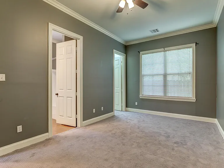 305 Chimney Rock Blvd — Photo 4