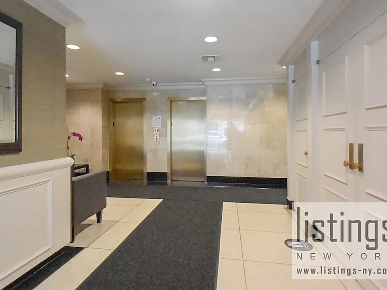 79 W 12th St #7A — Photo 24