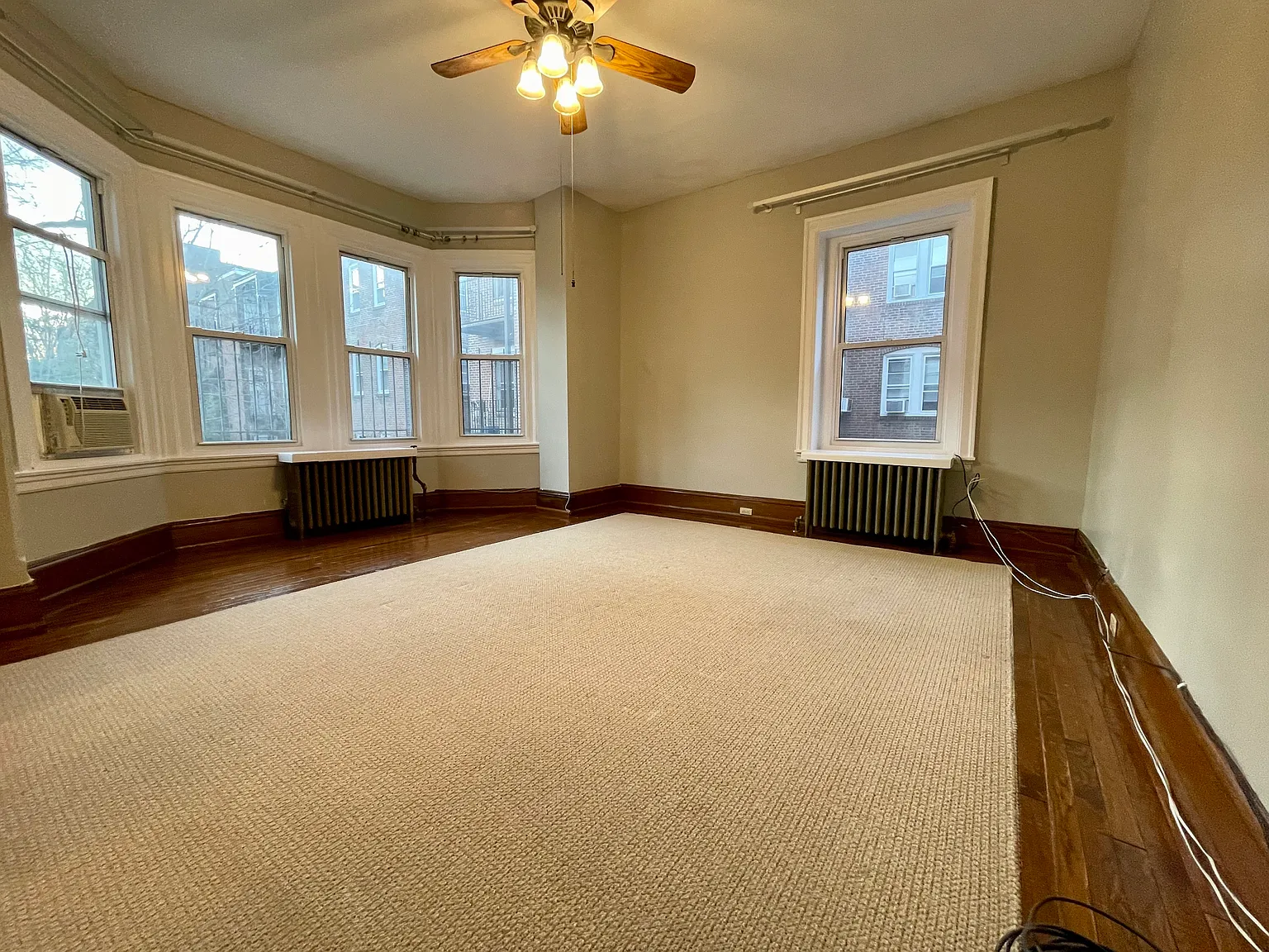 1 bed, 700 sqft, $1,075 — Photo 2