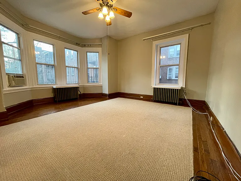320 S 44th St #2R — Photo 3