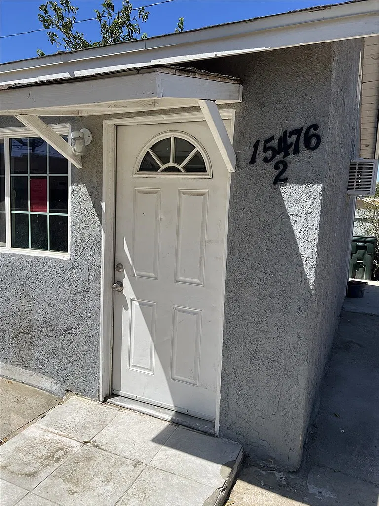 3 bed, 840 sqft, $1,650 — Photo 1