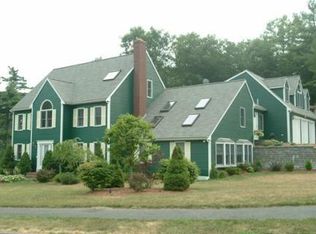 14 McKenzie Ln, Foxboro, MA 02035