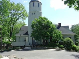 13 Lawson Ln, Ridgefield, CT 06877