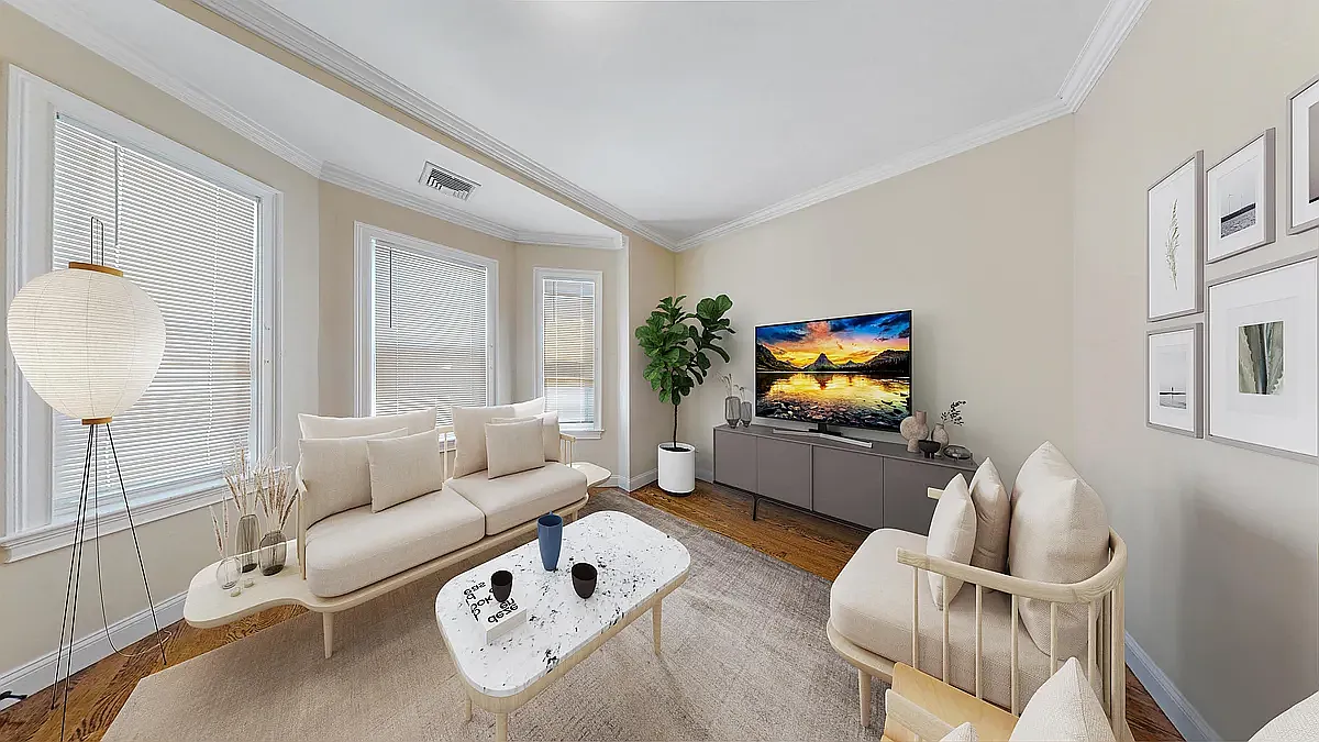 4 bed, 9999 sqft, $2,995 — Photo 1