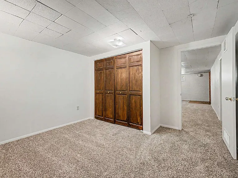 2519 Danbury Dr — Photo 28