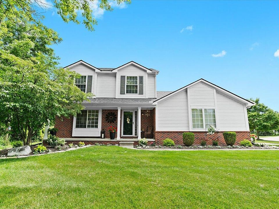 1st image of 49096 Ashbury Dr