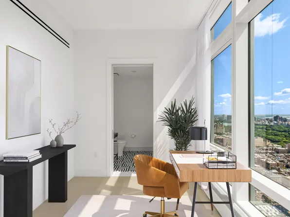 200 Amsterdam Avenue image 6 of 14