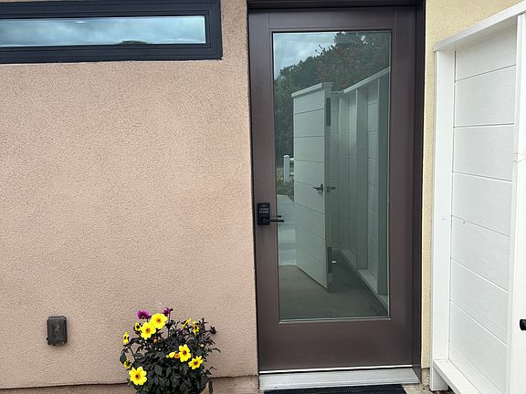 4th image of 1162 Lake Ave