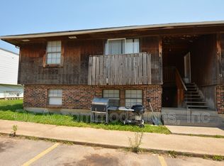 8201 Spring Valley Rd APT 15A, Belton, MO 64012