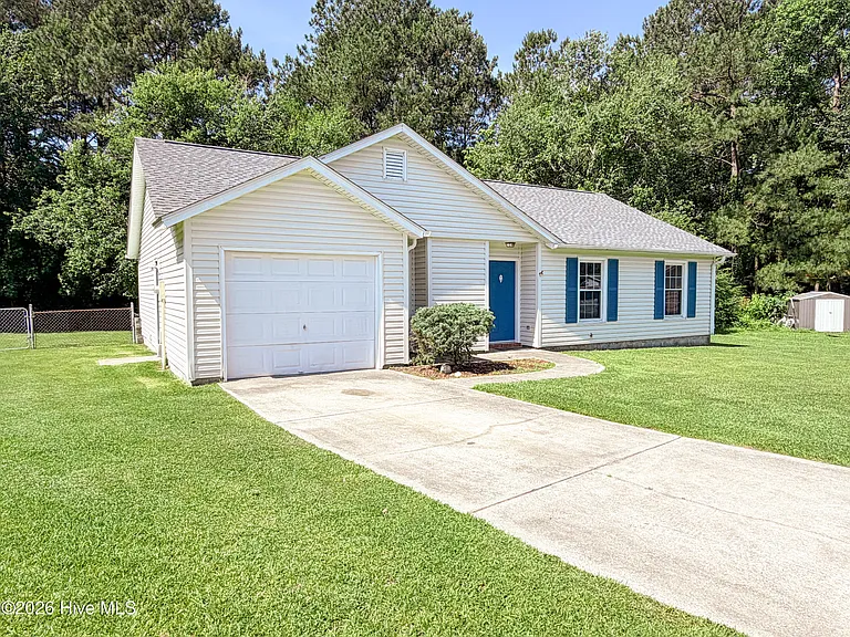 308 Overdale Cir — Photo 4
