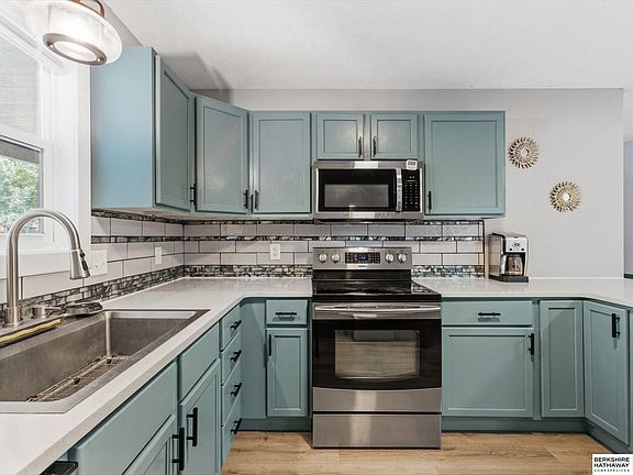 3rd image of 1709 N 30th St
