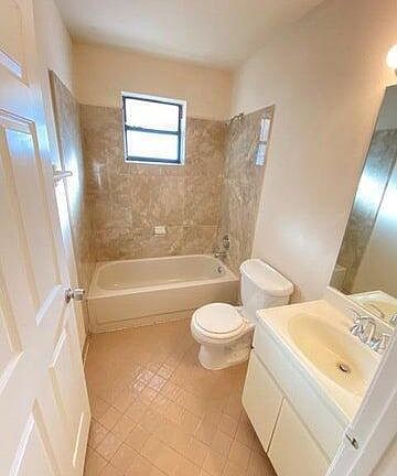 4th image of 1157 Hyacinth Pl #C1