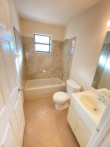 1157 Hyacinth Pl #C1 — Photo 4