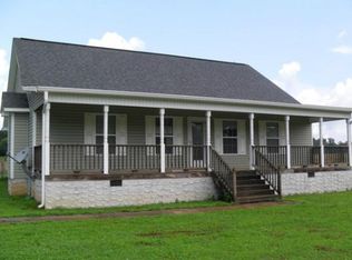 2822 E Broomtown Rd, La Fayette, GA 30728