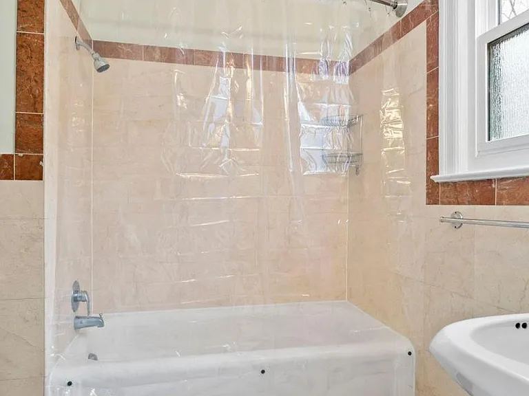 3643 Jenifer St NW — Photo 35