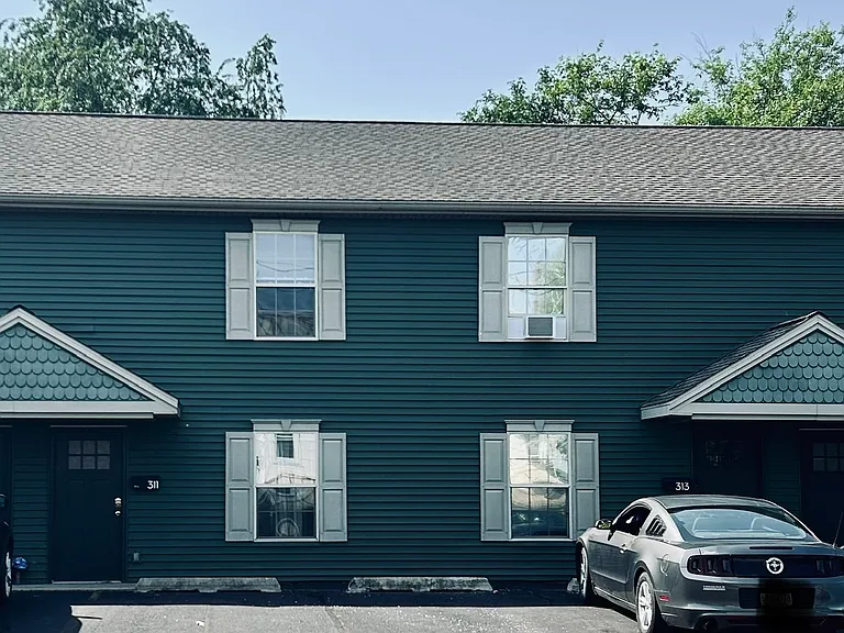 Fair St — Photo 1