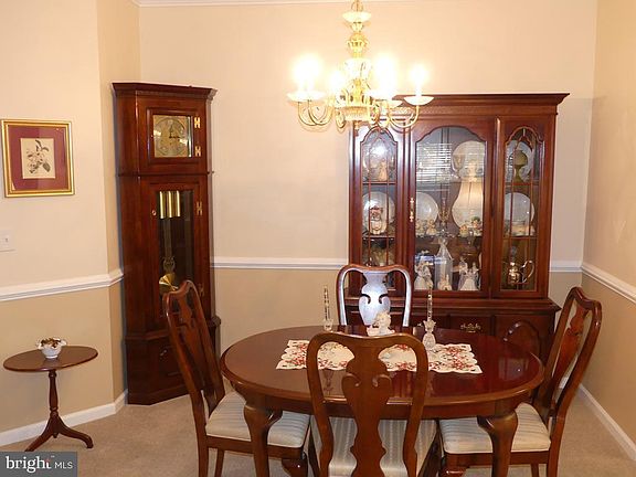 4th image of 120 West Broadway Unit B
