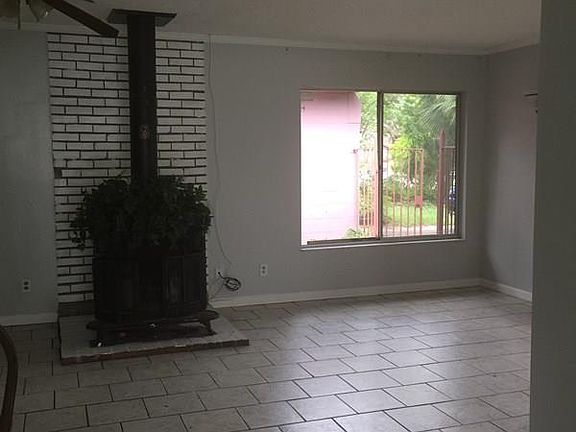 2nd image of 26 Florida Park Dr