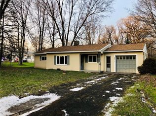 2245 Turnpike Rd, Auburn, NY 13021