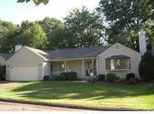 124 Carriage House, Enfield, CT 06082