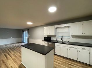 906 W Chatham St #906, Cary, NC 27511