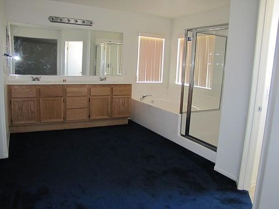 4th image of 14661 Hondo Dr