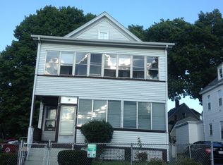 56 Robbins St, Lowell, MA 01851
