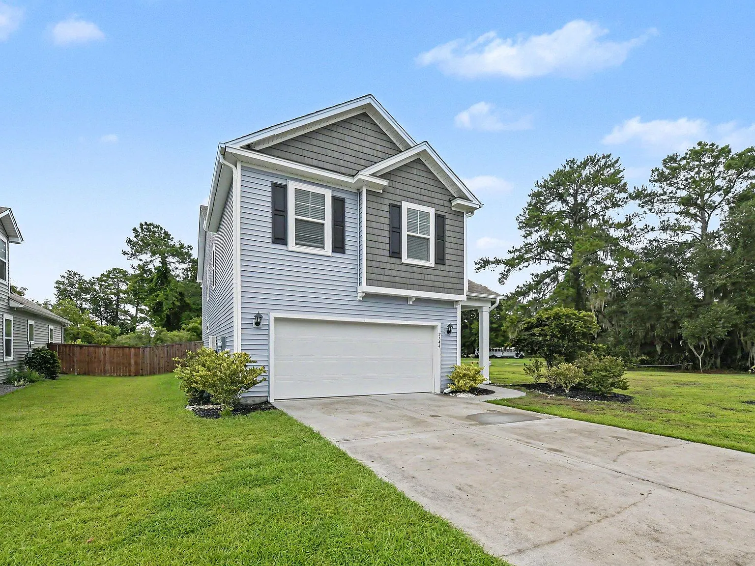 5 bed, 3.5 bath, 2594 sqft, $3,550 — Photo 3