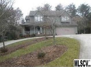 1376 33rd Avenue Dr NE, Hickory, NC 28601