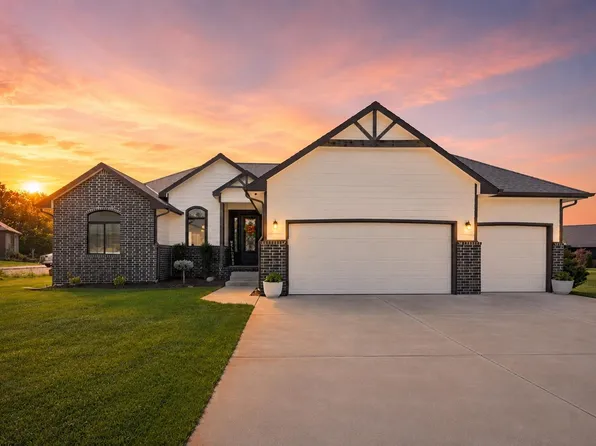518 N Backwoods Ct, Valley Center, KS 67147