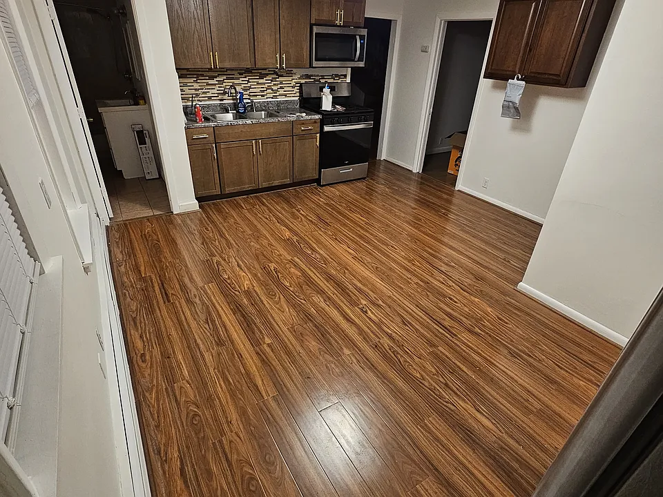 88 Vine St #2
