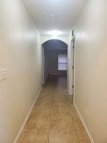 Greenbriar Location! 3 bedroom 2 bath 2 car garage! Photo 1