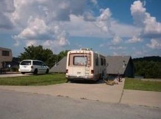 229 Blue Bird Ln, Branson, MO 65616