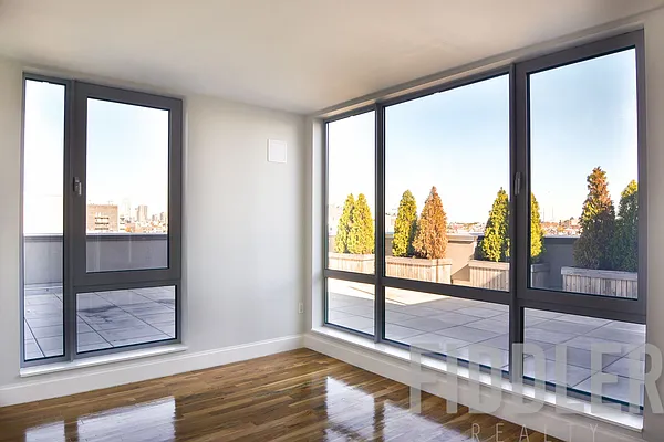 Rented by Fiddler Realty | media 36