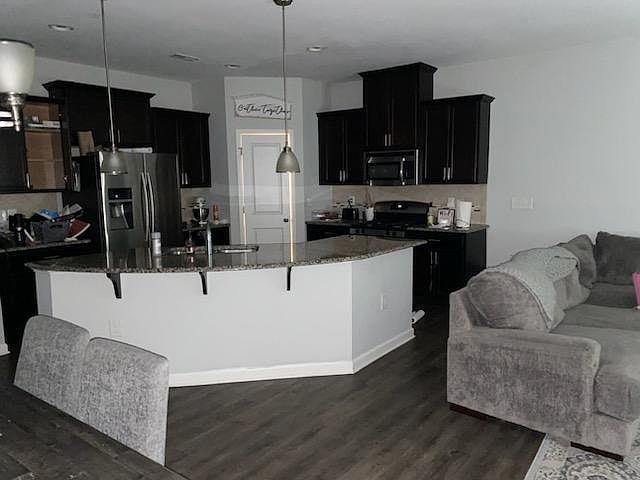 2nd image of 153 Durants Neck Ln