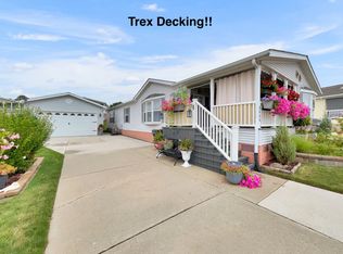 3414 Stoney Brook Dr, Milford, MI 48380