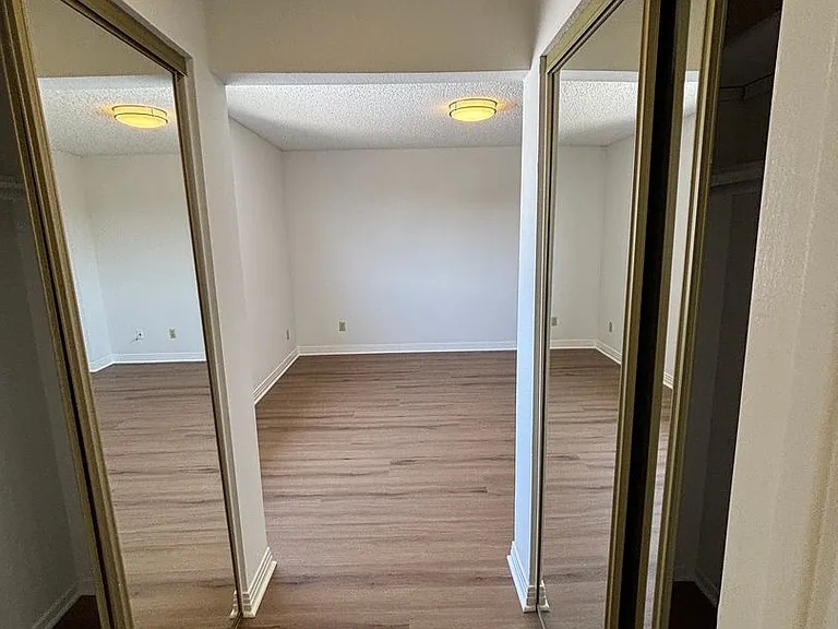 627 Orange Grove Ave — Photo 26
