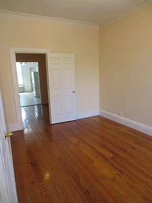 Rented by BELLMARC | media 5