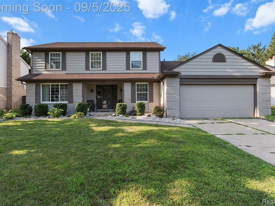 1st image of 2025 Highbury Dr