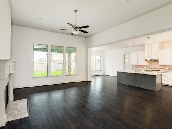 4th image of 21038 Redvine Terrace Ct
