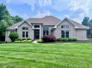 801 Foxfire Rd, Elizabethtown, KY 42701