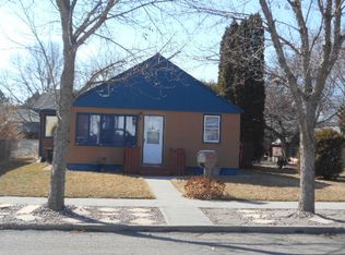 811 3rd Ave W, Mobridge, SD 57601