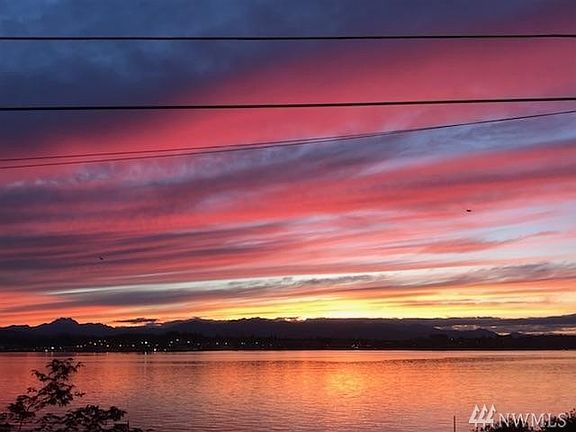 Gorgeous skyline