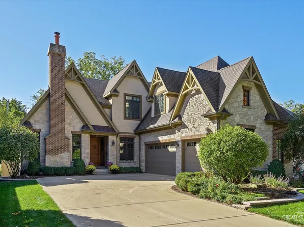 228 W Franklin Ave, Naperville, IL 60540