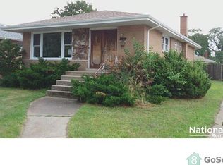 3133 N Harding Ave, Chicago, IL 60618