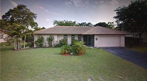 1st image of 10060 NW 37th St