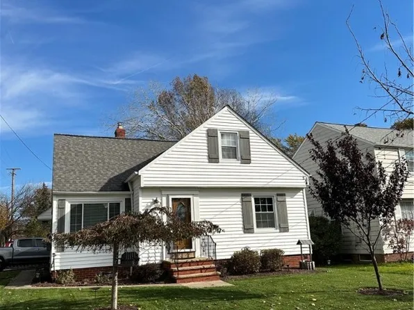 1331 Churchill Rd, Lyndhurst, OH 44124