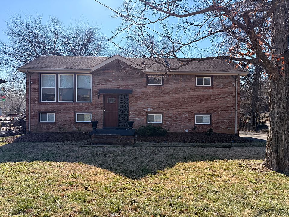 1st image of 237 Eisenhower Dr