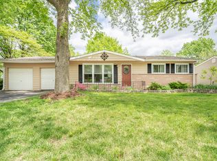 1376 Craig Rd, Saint Louis, MO 63146
